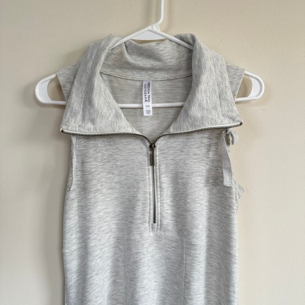 Freedom Trail Kyodan Cowl Neck Dress 1/2 Zip Front Sleeveless Grey Athleisure S - Picture 10 of 10